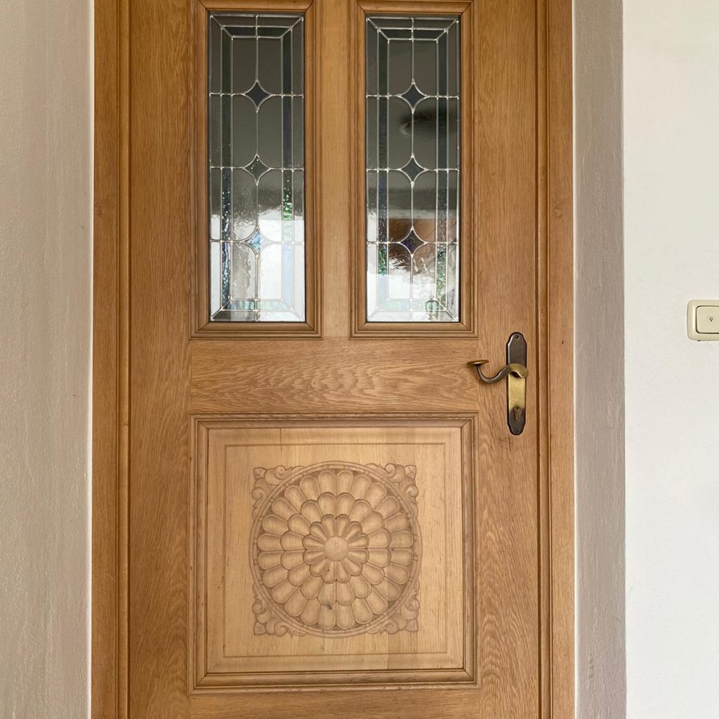 Da ist kein Wurm drinnen - Meine Haustür aus Holz